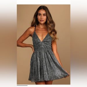 Lulu’s Make Your Acquaintance Silver Metallic V-Neck Skater Dress